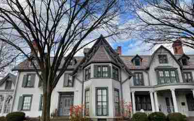 Selling the Marital Home in an Illinois Divorce: Capital Gains Before vs. After Judgment